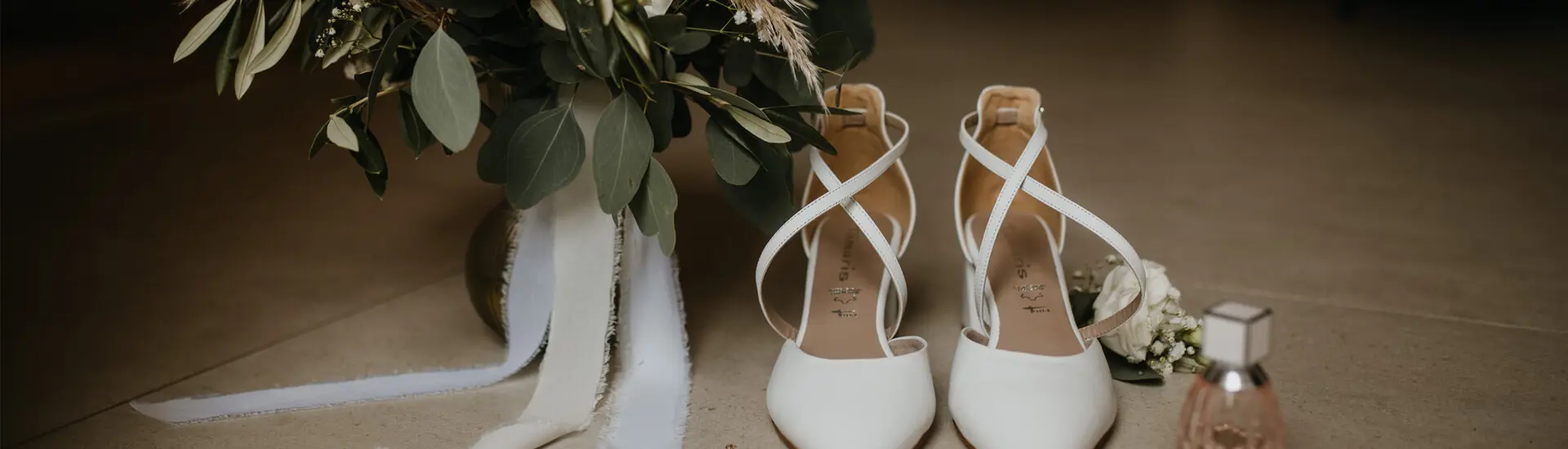 @verygraphy Brautschuhe